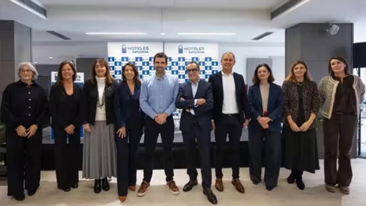 GIPUZKOAKO HOTELETAKO III. PRESTAKUNTZA FOROA: PRESTAKUNTZA TALENTUA ERAKARTZEKO ETA ATXIKITZEKO GILTZA