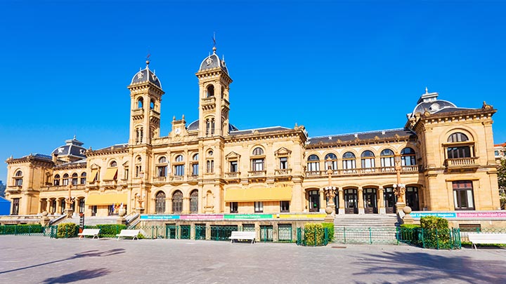 CEBANC, MEDALLA AL MÉRITO CIUDADANO 2026 COMO BROCHE A SU 50 ANIVERSARIO